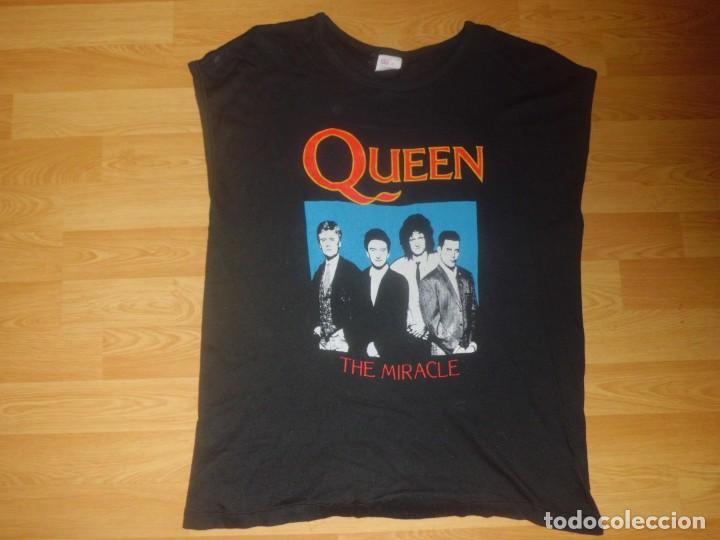 camiseta queen