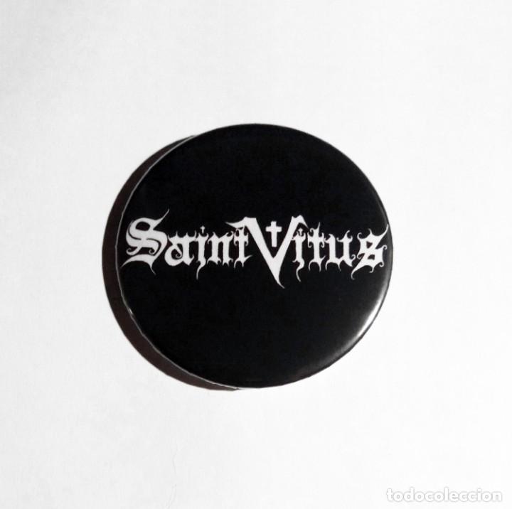 Collectible Music: SAINT VITUS - LOGO CHAPA 59mm (CON IMPERDIBLE) - DOOM METAL HEAVY METAL
