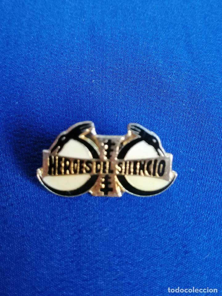 M&uacute;sica de colecci&oacute;n: HEROES DEL SILENCIO - PIN - Foto 2