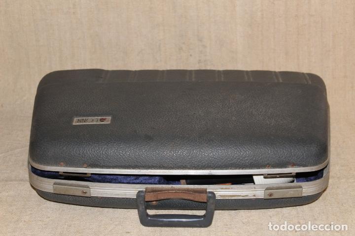 Musiksammlung: maletin para instrumeto musical