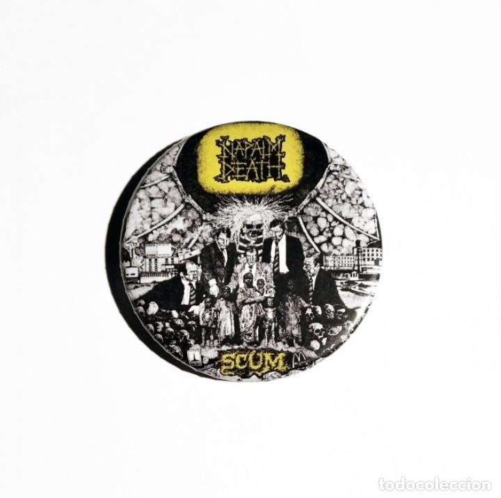 Musique de collection: NAPALM DEATH - SCUM ABREBOTELLAS 59mm (CON IM&Aacute;N PARA NEVERA) - GRINDCORE
