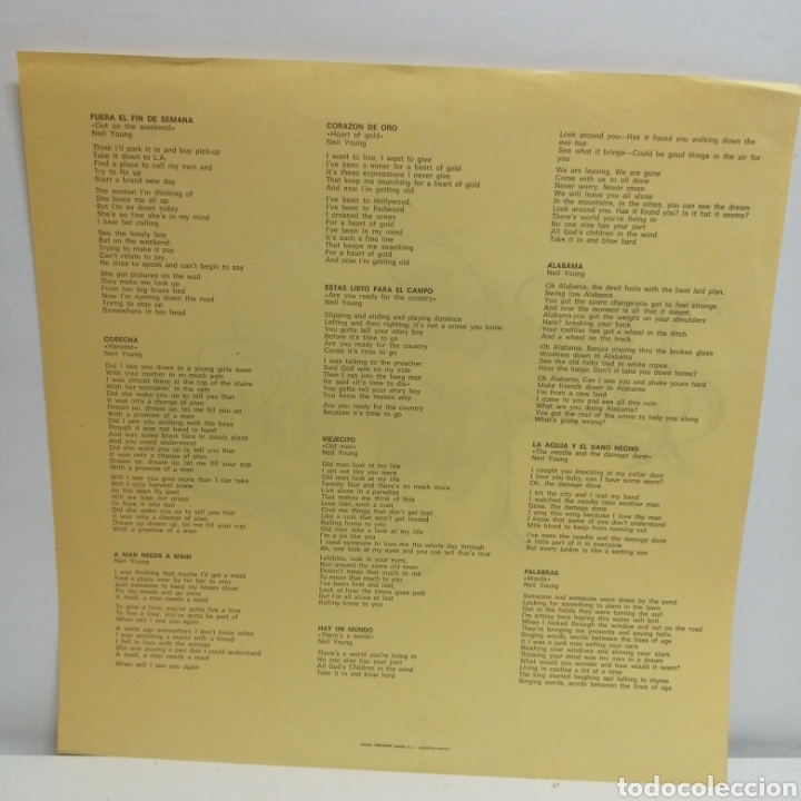 M&uacute;sica de colecci&oacute;n: NEIL YOUNG, HARVEST. HOJA INTERIOR DEL LP - Foto 2