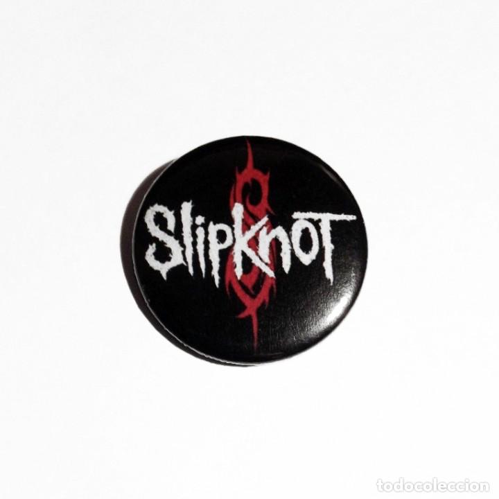 Collectible Music: SLIPKNOT - LOGO CHAPA 31mm (CON IMPERDIBLE) - METAL ALTERNATIVO