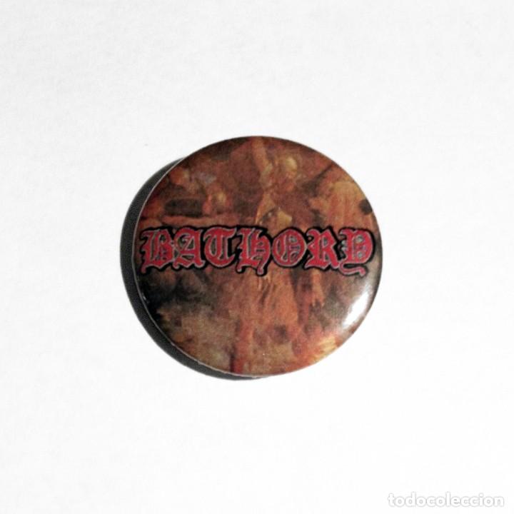 M&uacute;sica de colecci&oacute;n: BATHORY - HAMMERHEART CHAPA 31mm (CON IMPERDIBLE) - VIKING METAL HEAVY METAL