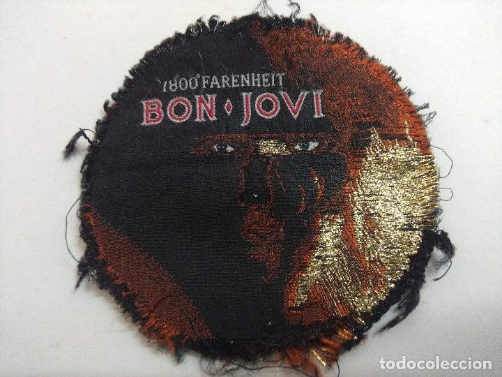 M&uacute;sica de colecci&oacute;n: .ANTIGUO PARCHE HEAVY METAL/BON JOVI-7800 FARENHEIT/A&Ntilde;OS 80 USADO.