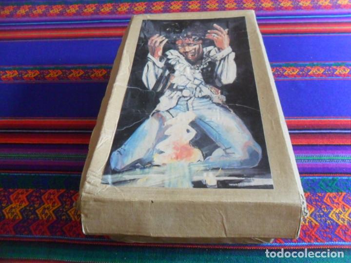 M&uacute;sica de colecci&oacute;n: CAJA DE CART&Oacute;N DE JIMI HENDRIX. 28,5X16,5 CMS. A&Ntilde;OS 70. MUY RARA.