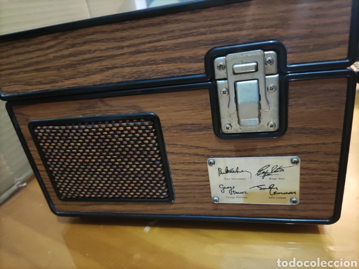 M&uacute;sica de colecci&oacute;n: The Beatles Pick Up Compact Disk-Player. - Foto 3