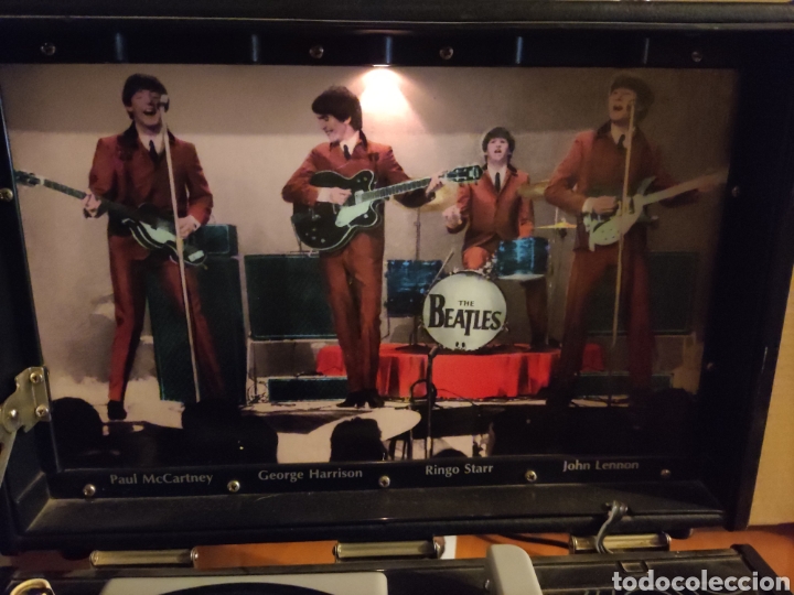 M&uacute;sica de colecci&oacute;n: The Beatles Pick Up Compact Disk-Player. - Foto 10