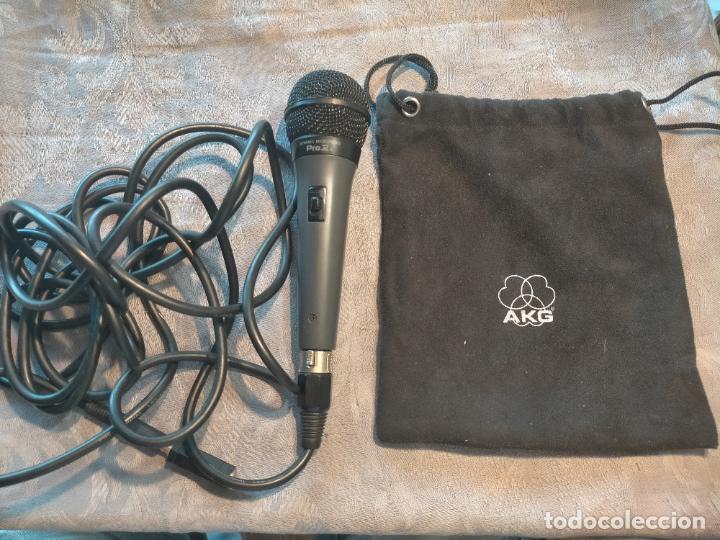 M&uacute;sica de colecci&oacute;n: DOS MICROFONOS CON BOLSA DYNAMIC MICROPHONE PRO.2 CABLEADO PARA UNO AKG PROFESIONAL - Foto 1