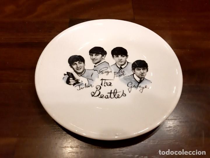 M&uacute;sica de colecci&oacute;n: THE BEATLES PLATO DE CERAMICA MADE IN ENGLAND A&Ntilde;OS 60 DI&Aacute;METRO 18 CMS (GBM)