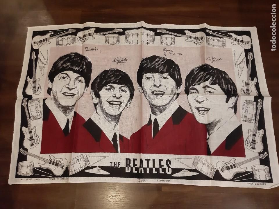 M&uacute;sica de colecci&oacute;n: THE BEATLES PA&Ntilde;UELO A&Ntilde;OS 60 / IRELAND / MEDIDAS 76 X 50 CMS CERTIFICADO TRACKS LTD P. WANE. (GBM)