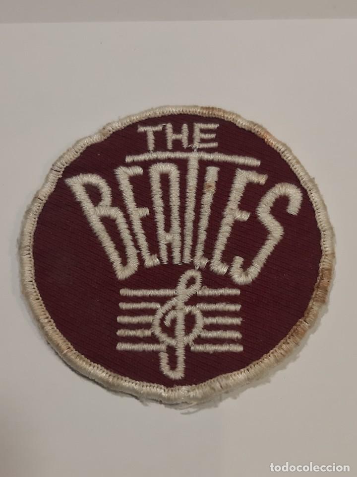 M&uacute;sica de colecci&oacute;n: THE BEATLES PARCHE BORDADO DE TELA INGLES A&Ntilde;OS 60 (GBM)