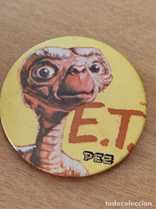 Collectible Music: PEZ E.T. EXTRATERRESTRE CARAMELO CHAPA RETRO VINTAGE 3,5 CM 80&acute;S SPAIN BADGE