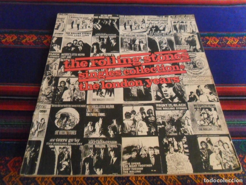 M&uacute;sica de colecci&oacute;n: LIBRO LIBRETO THE ROLLING STONES SINGLES COLLECTION THE LONDON YEARS. ABKCO 1989. EN INGL&Eacute;S.