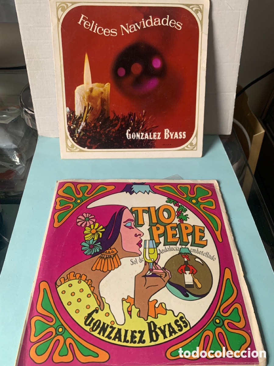 M&uacute;sica de colecci&oacute;n: LOTE DE DOS DISCOS FELICES NAVIDADES PUBLICIDAD DE BODEGAS GONZ&Aacute;LEZ BYASS.