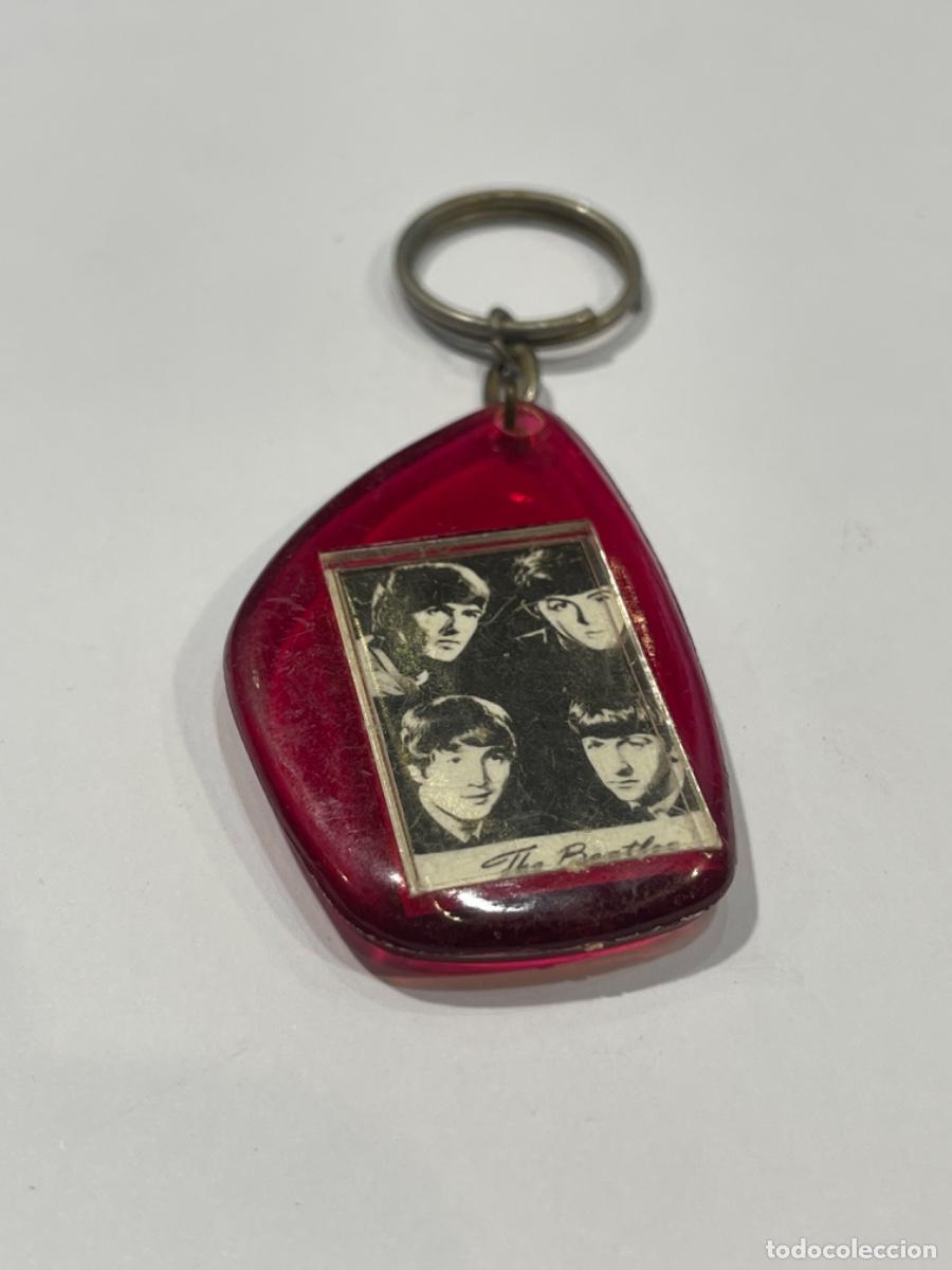 M&uacute;sica de colecci&oacute;n: THE BEATLES LLAVERO ORIGINAL A&Ntilde;OS 60 MED.: 8 CMS. LARGO TOTAL (GBM)