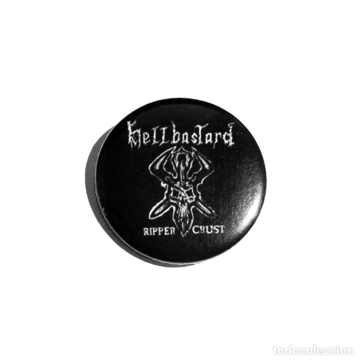 M&uacute;sica de colecci&oacute;n: HELLBASTARD - RIPPER CRUST CHAPA 31mm (CON IMPERDIBLE) - PUNK CRUST METAL