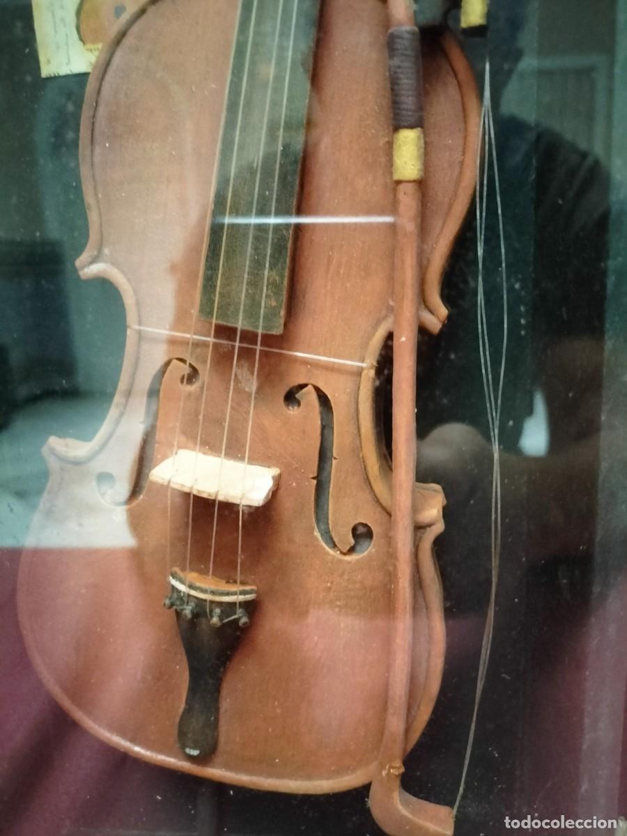 M&uacute;sica de colecci&oacute;n: Estuche con atributos de la musica - Foto 4