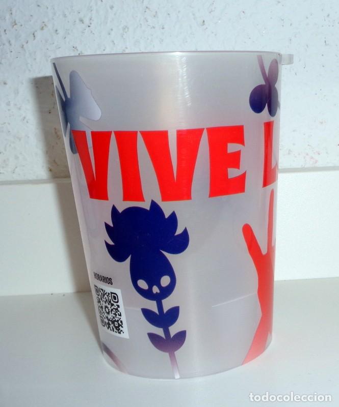 M&uacute;sica de colecci&oacute;n: VASO FESTIVAL VIVE LATINO ZARAGOZA 2023 - ROCK. CERVEZAS &Aacute;MBAR LA ZARAGOZANA. LOQUILLO CALAMARO QR 2