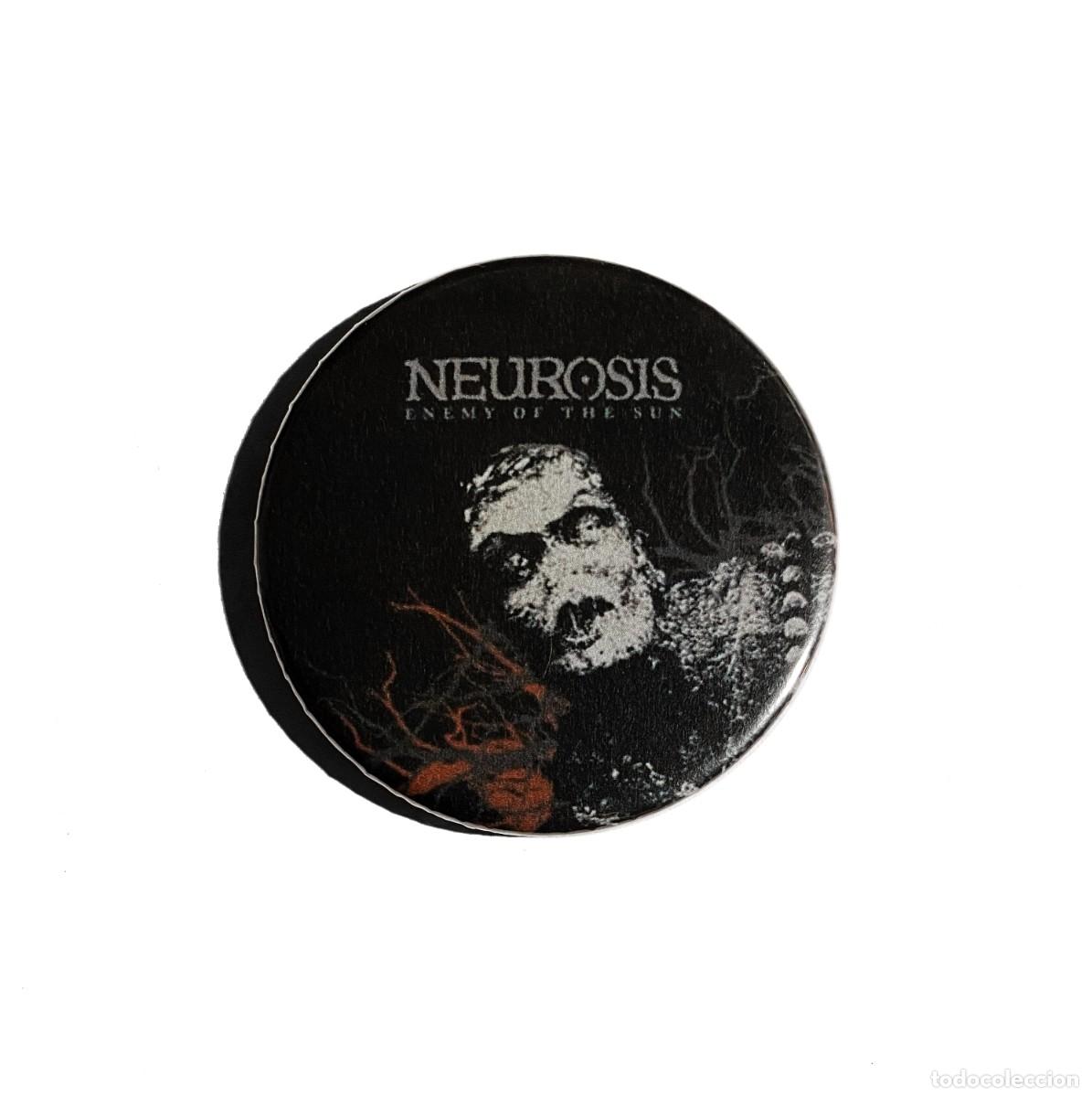 M&uacute;sica de colecci&oacute;n: NEUROSIS - ENEMY OF THE SUN ABREBOTELLAS 59MM (CON IMAN PARA NEVERA) - SLUDGE METAL POST-METAL