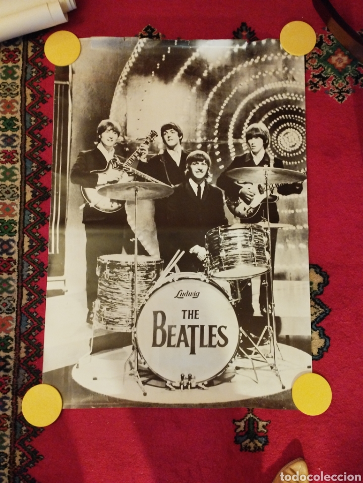 M&uacute;sica de colecci&oacute;n: Lote de tres posters de Los Beatles. - Foto 2