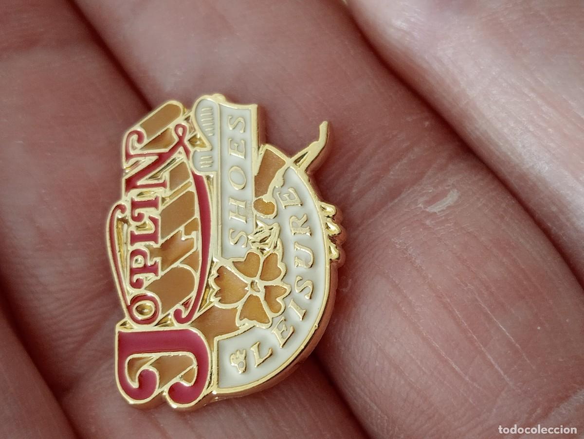 M&uacute;sica de cole&ccedil;&atilde;o: PINS JANIS JOPLIN MUSICAL CANTANTE BLUESS , SHOES PLEISURE , ROCK,