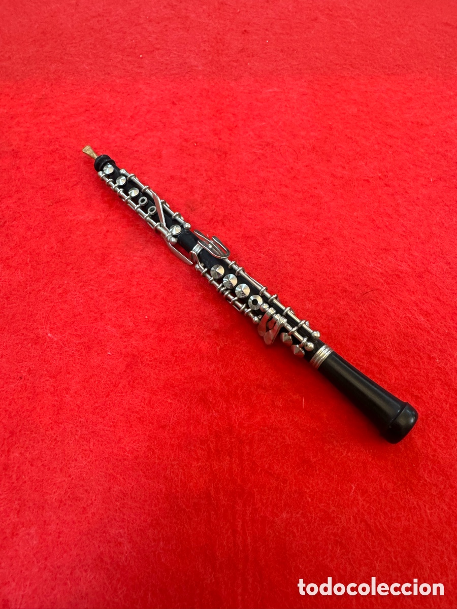 Collectible Music: INSTRUMENTO EN MINIATURA, OBOE . REALIZADO EN METAL.
