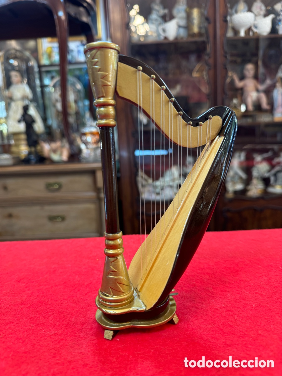Collectible Music: INSTRUMENTO EN MINIATURA, ARPA . REALIZADO EN MADERA.