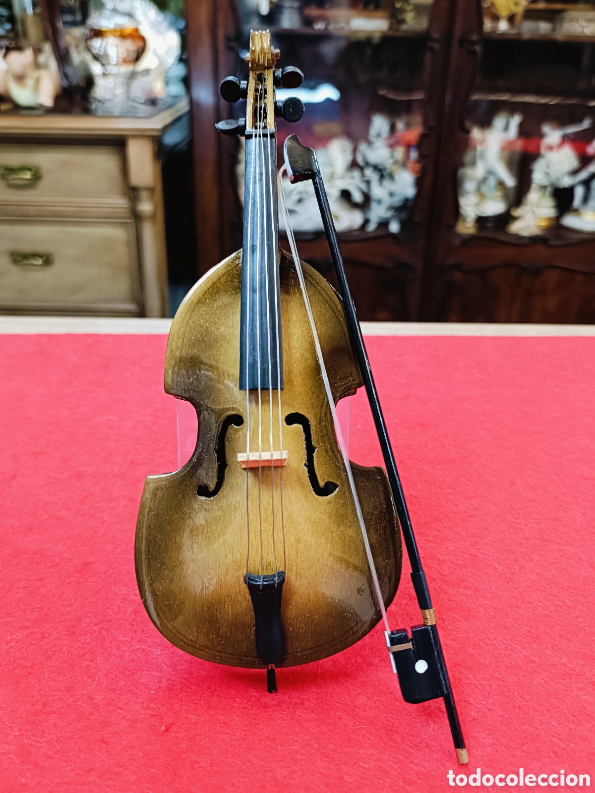 Musica di collezione: INSTRUMENTO EN MINIATURA, CONTRABAJO. REALIZADO EN MADERA.