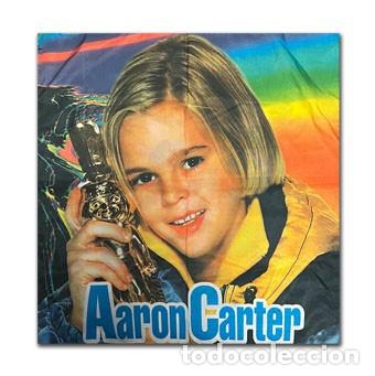 M&uacute;sica de colecci&oacute;n: Bandera de tela de Aaron Carter