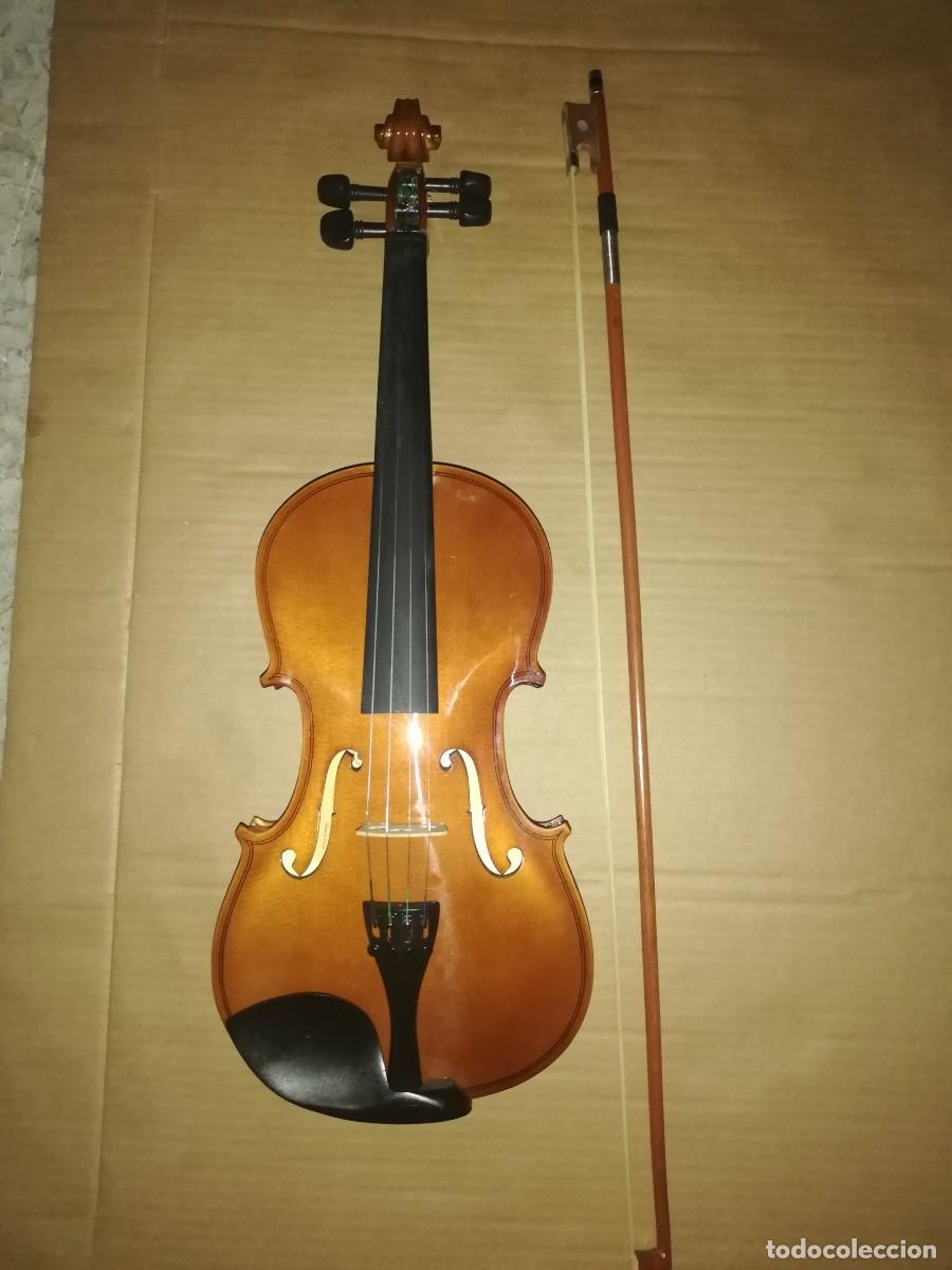 M&uacute;sica de colecci&oacute;n: Viol&iacute;n y accesorios alien - Foto 1