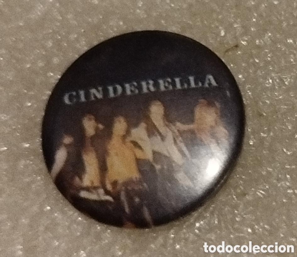M&uacute;sica de colecci&oacute;n: Chapa / pin cinderella - Foto 1