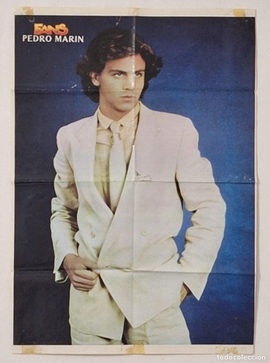 M&uacute;sica de colecci&oacute;n: P&Oacute;STER EXTRA&Iacute;DO DE LA REVISTA MUSICAL FANS: PEDRO MAR&Iacute;N / THE TEENS (MEDIDAS: 62 X 43,5 CM.)
