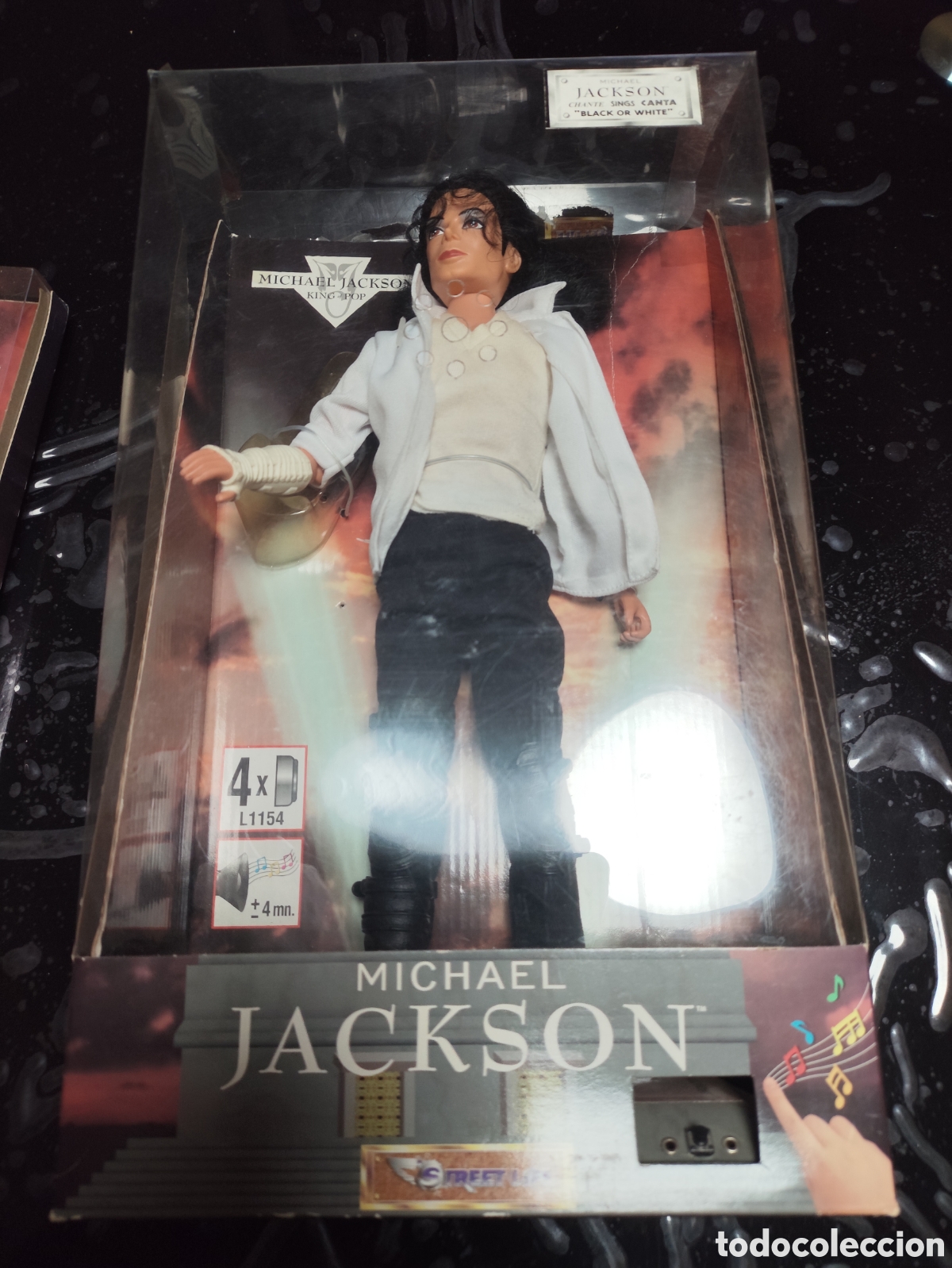 M&uacute;sica de colecci&oacute;n: Mu&ntilde;eco oficial Michael Jackson - Foto 2