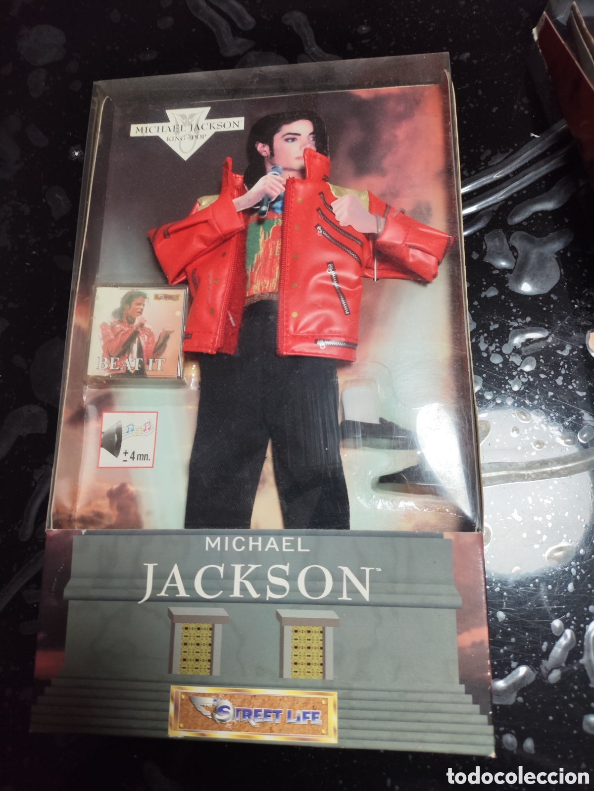 M&uacute;sica de colecci&oacute;n: Mu&ntilde;eco oficial Michael Jackson - Foto 3