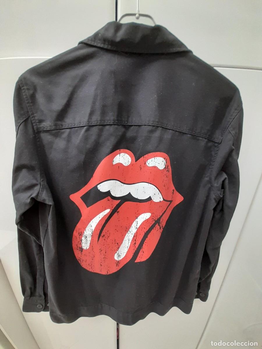 M&uacute;sica de colecci&oacute;n: Camiseta de Rolling Stones abierta, con botones &ndash; Algod&oacute;n - USADA - Foto 1