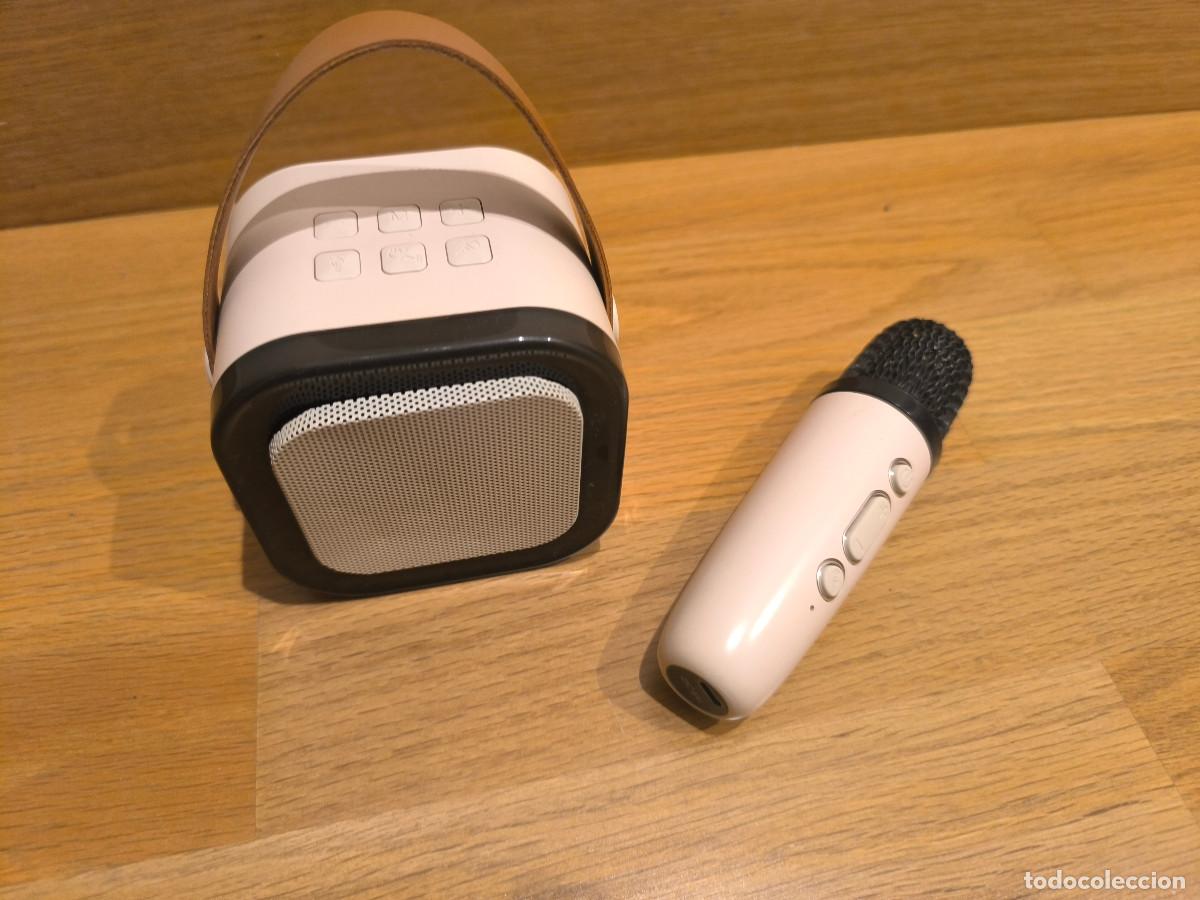 M&uacute;sica de colecci&oacute;n: ALTAVOZ CON MICROFONO - Foto 1