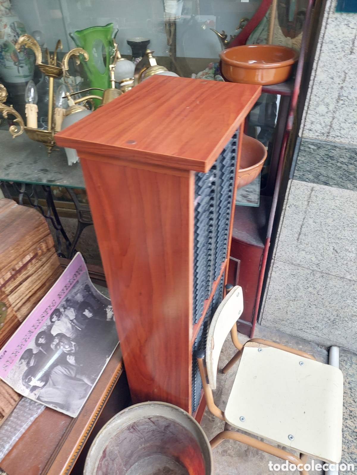 Collectible Music: ARCHIVADOR PARA CAJAS DE CDS, HRAN CAPACIDAD VINTAGE