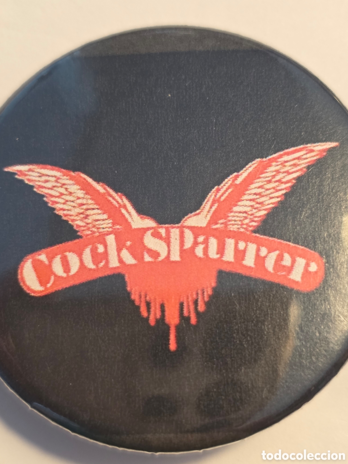 M&uacute;sica de colecci&oacute;n: CHAPA BANDA COCK SAPARRER 38mm
