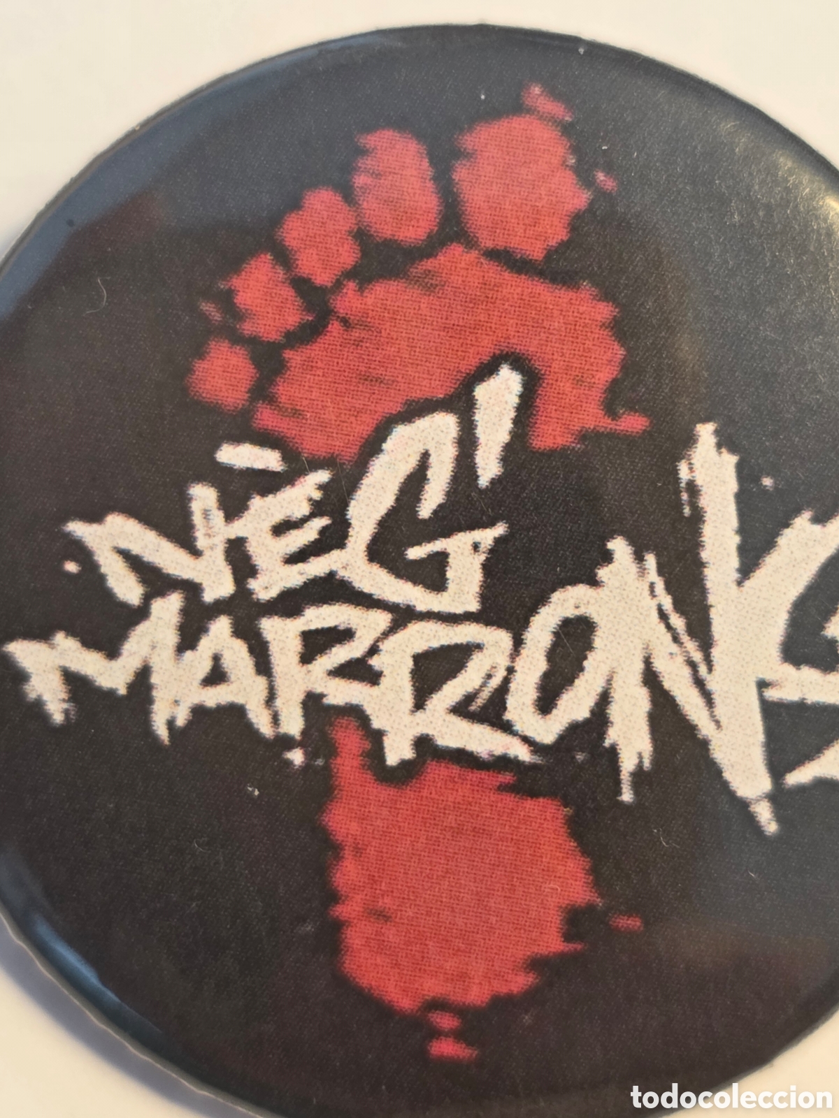 M&uacute;sica de colecci&oacute;n: CHAPA BANDA NEG MARRONS 38mm