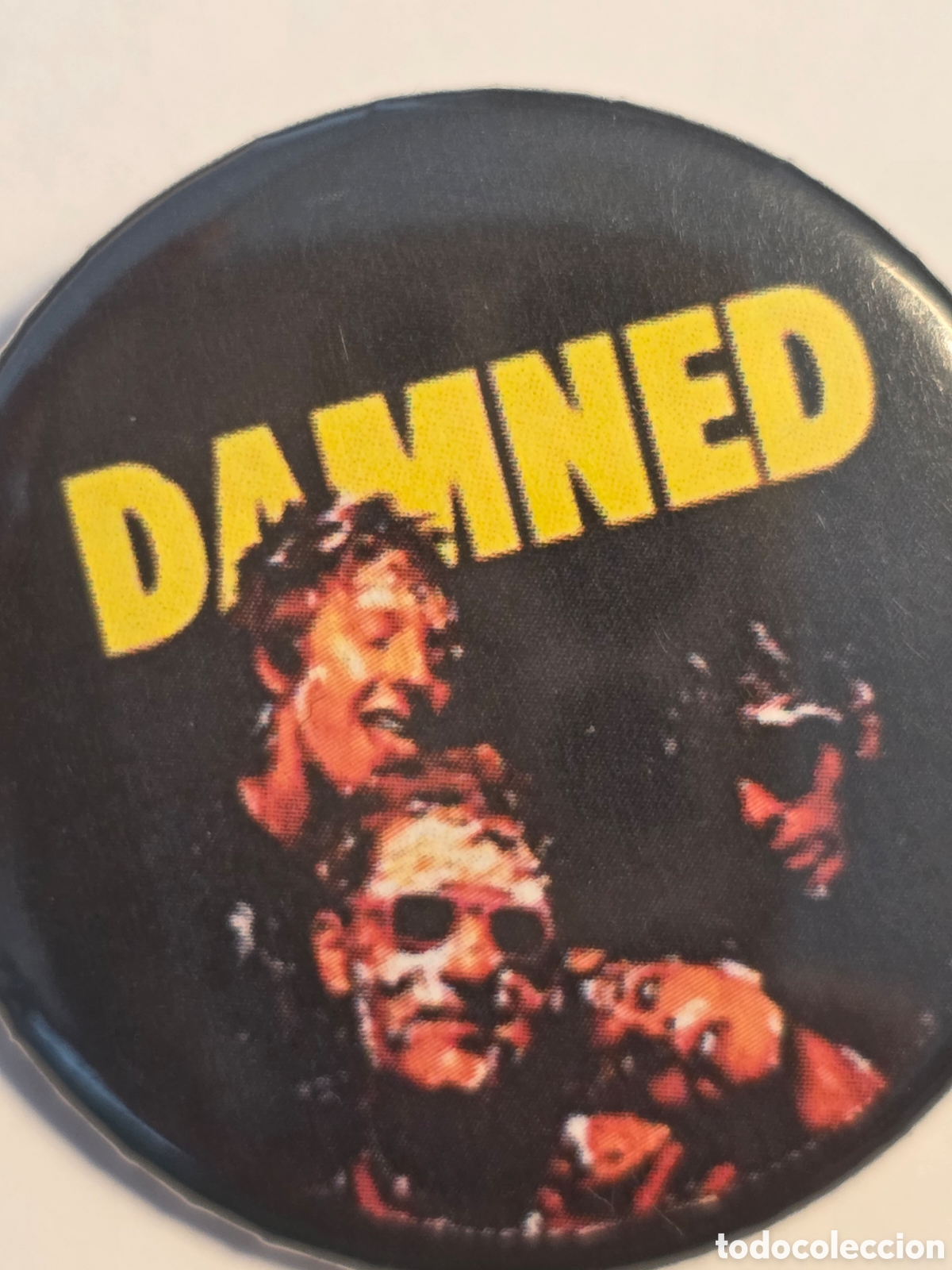 M&uacute;sica de colecci&oacute;n: CHAPA BANDA THE DAMNED 38mm
