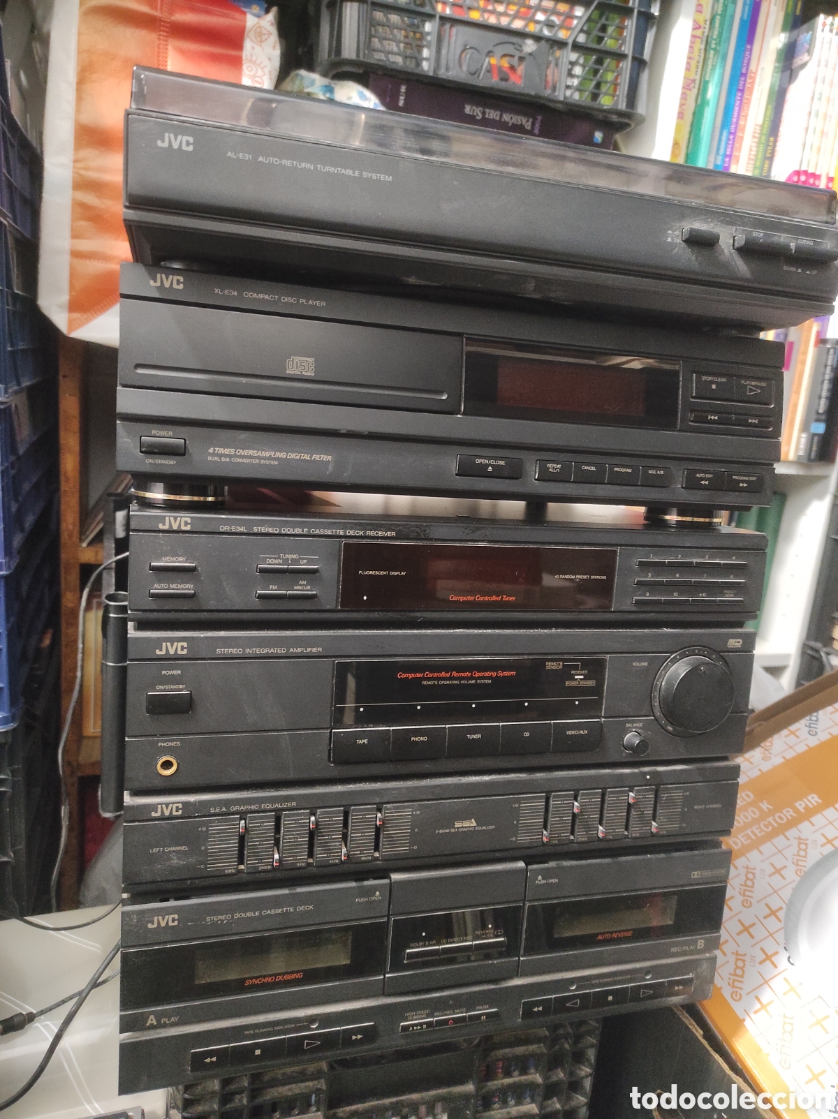 M&uacute;sica de colecci&oacute;n: Sistema de audio JVC con tocadiscos y CD