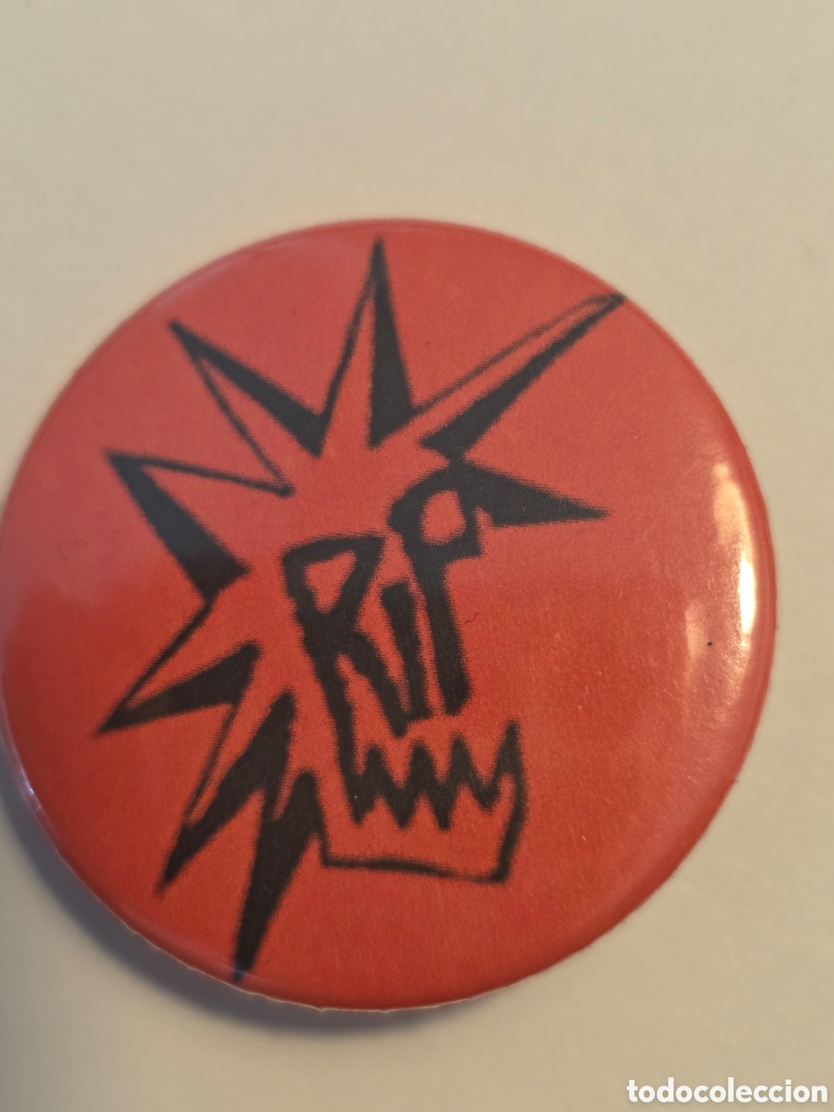 M&uacute;sica de colecci&oacute;n: CHAPA BANDA RIP 38mm