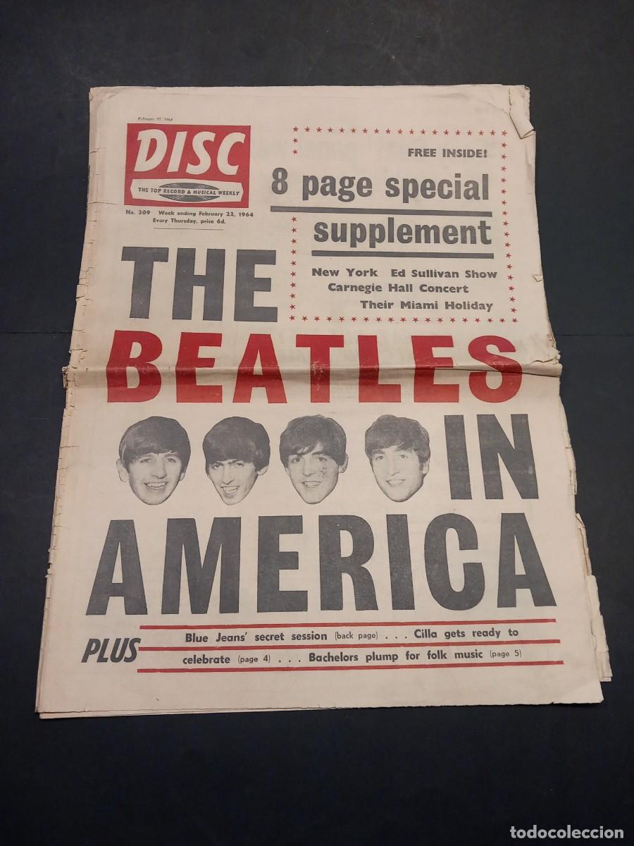 M&uacute;sica de colecci&oacute;n: THE BEATLES IN AMERICA A&Ntilde;O 1964 PERI&Oacute;DICO CON REPORTAJE EXCLUSIVO DE 8 P&Aacute;GINAS (G)