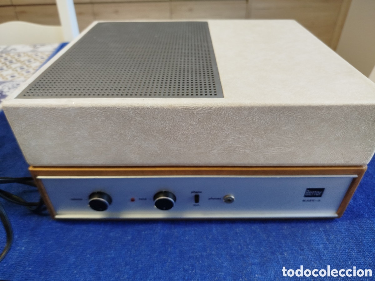 M&uacute;sica de colecci&oacute;n: Tocadiscos antiguo de maleta, marca Bettor Mark-6, funciona.