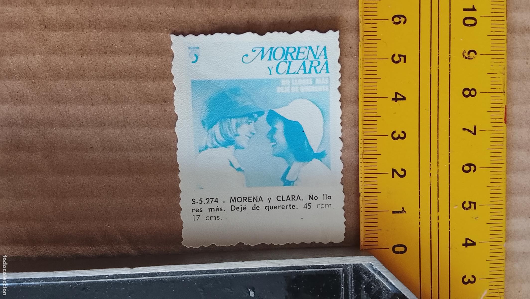 M&uacute;sica de colecci&oacute;n: musica - CROMOS o similar DE PAPEL ANTIGUO troquelado CANTANTES - MORENA Y CLARA