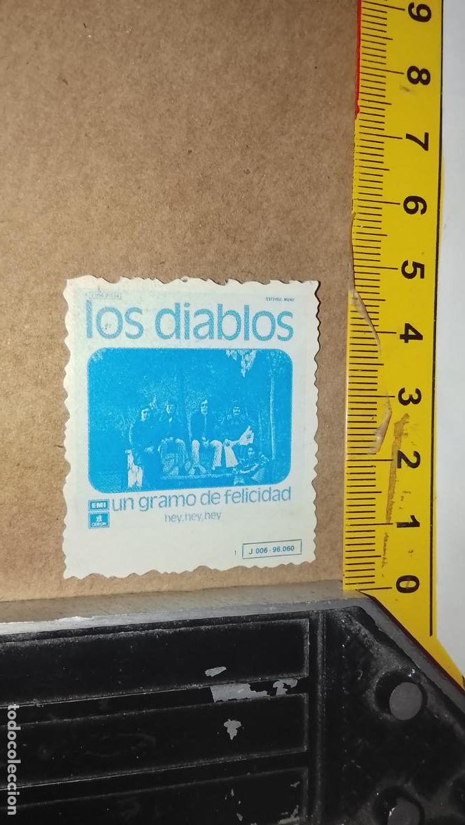 Musica di collezione: musica - CROMO o similar carton cartulina papel grueso troquelado CANTANTES LOS DIABLOS