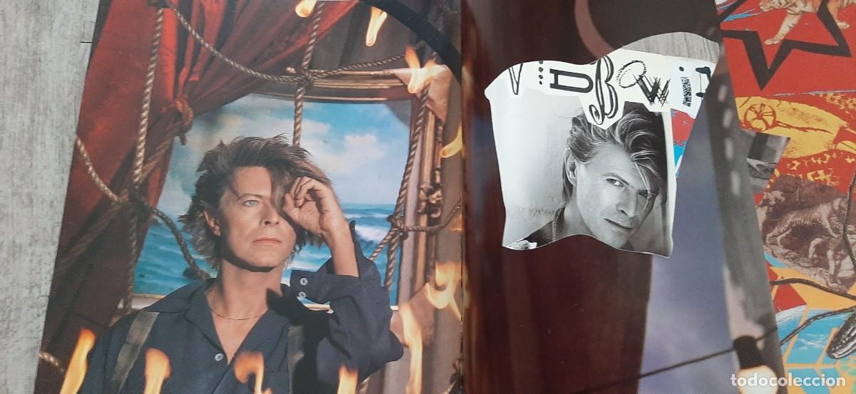 M&uacute;sica de colecci&oacute;n: DAVID BOWIE &ndash; TICKET / PIN / CD / SUDADERA / PROGRAMA - COLLECTOR&rsquo;S PACK. - Foto 15