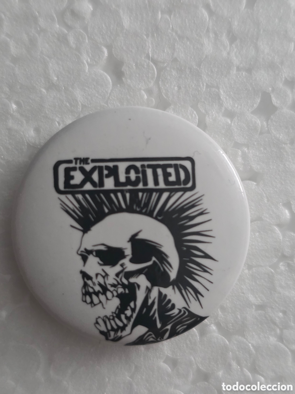 Musique de collection: CHAPA BANDA THE EXPLOITED...25mm