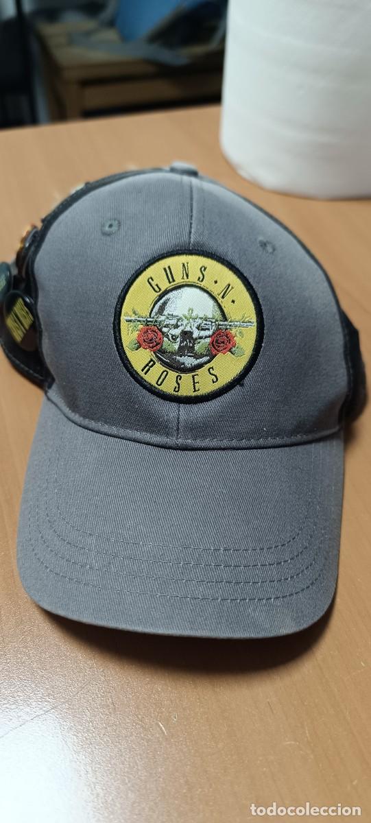 M&uacute;sica de colecci&oacute;n: ORIGINAL GORRA DE CONCIERTO DE GUNS N ROSES ORIGINAL, CON 5 CHAPAS